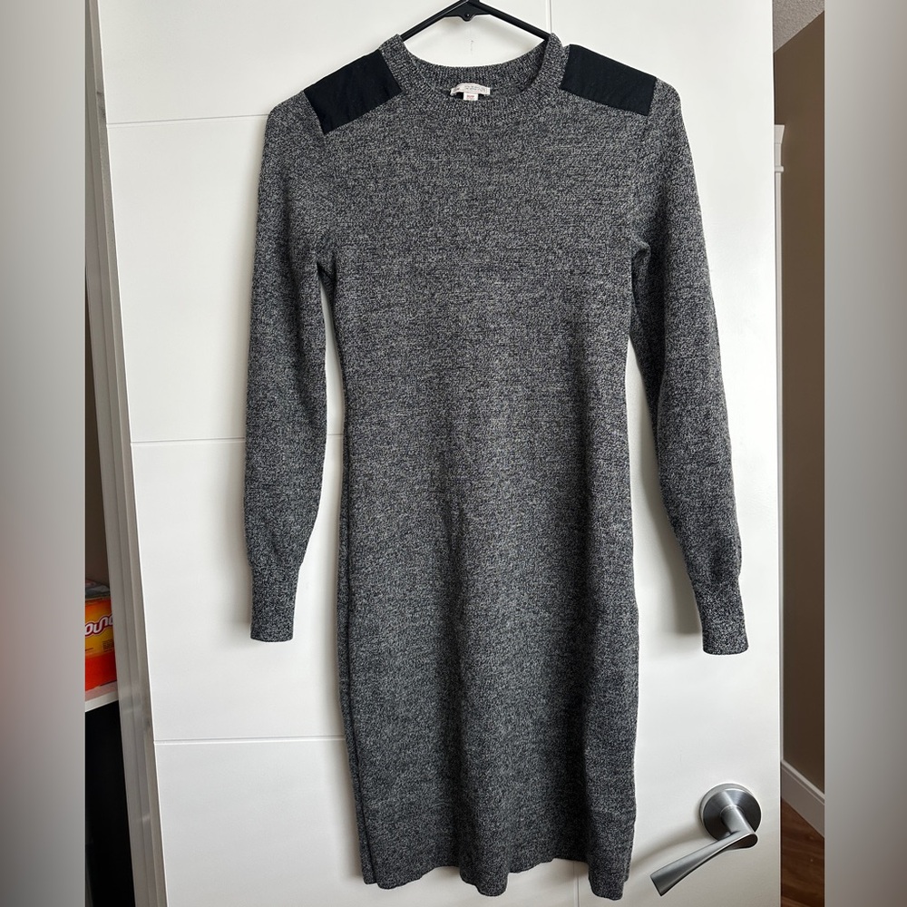 Elegant Gray Sweater Dress
